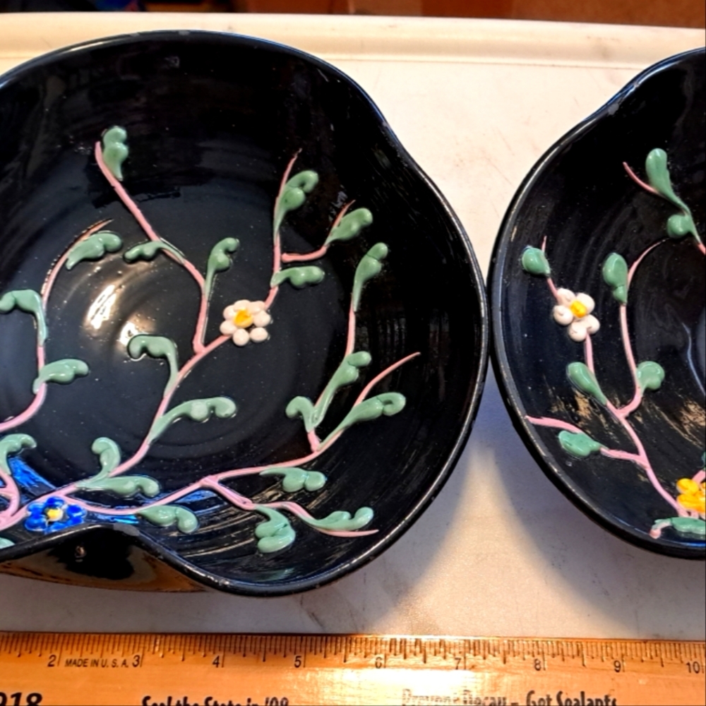 2 Elbee bowls made in Italy (pottery)